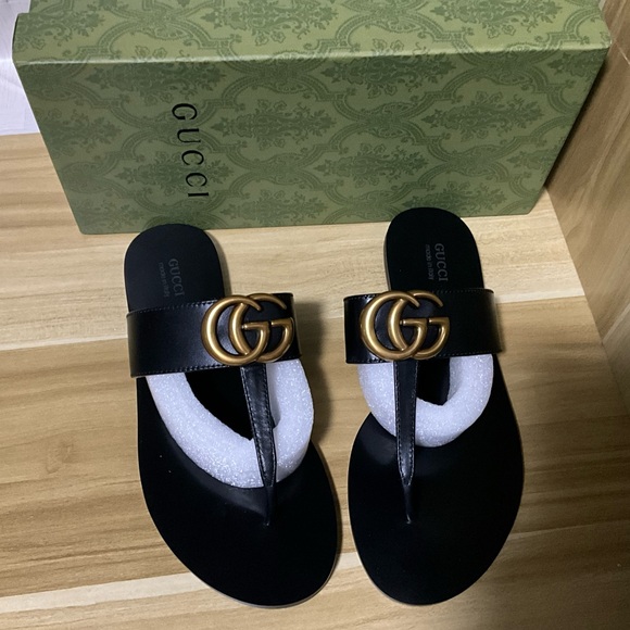 Gucci Shoes - Gucci Black Leather Sandals